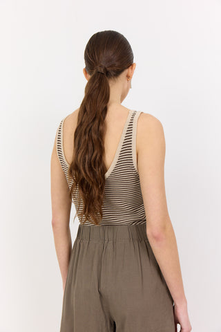 LR-LILY 1 Top Dark Sand