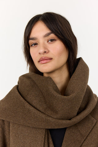 LR-OWA 31 Scarf Dark brown