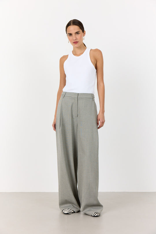 LR-NELLY 3 Pants Light grey