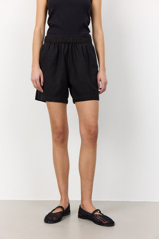LR-NAJA 8 Shorts Black
