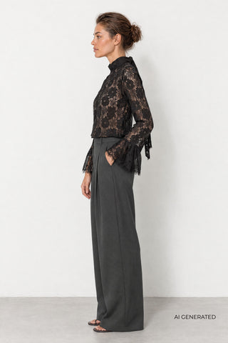 LR-UDON 1 Blouse Black