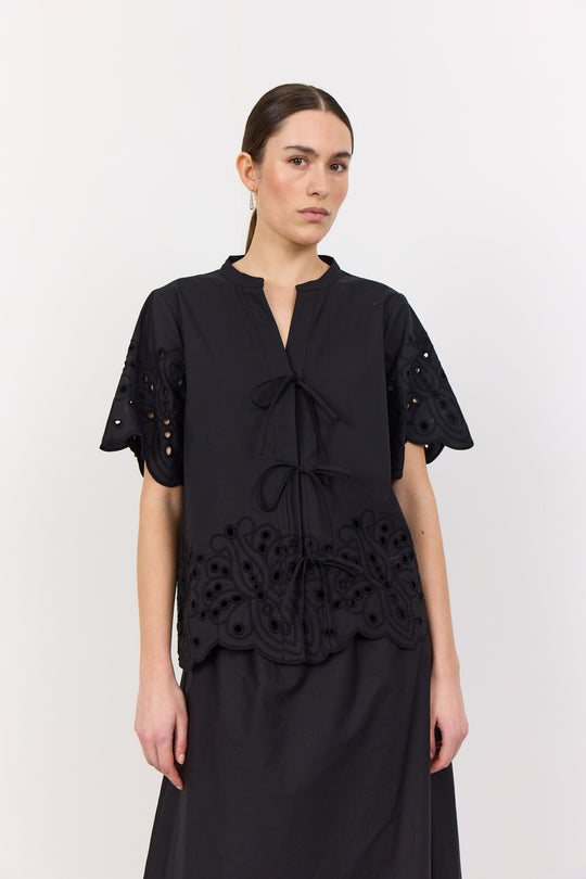 LR-GROLET 8 Shirt Black