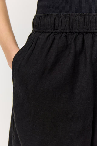 LR-NAJA 8 Shorts Black