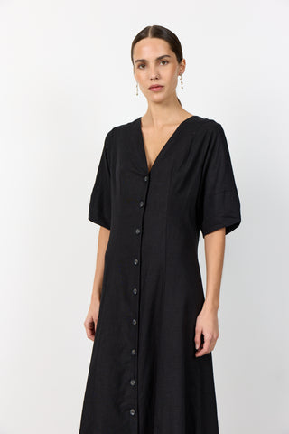 LR-NAJA 52 Dress Black